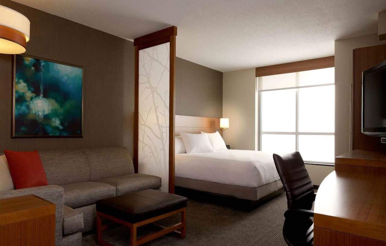 Hyatt Place At Wichita State University Exterior photo